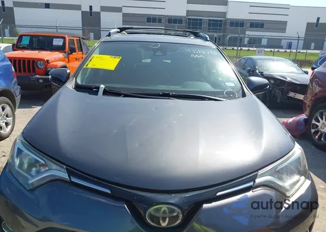 2017 Toyota Rav4 Xle из США, поврежденный, VIN 2T3RFREV2HW605045